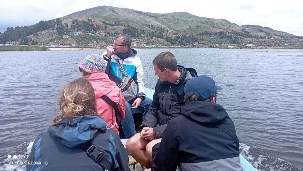 Urosfood & Titiqaqa Lodge Εξωτερικό φωτογραφία