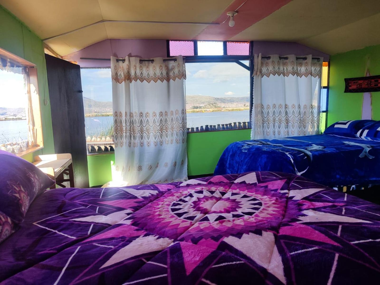 Urosfood & Titiqaqa Lodge Εξωτερικό φωτογραφία