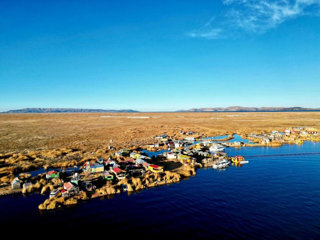 Urosfood & Titiqaqa Lodge Εξωτερικό φωτογραφία
