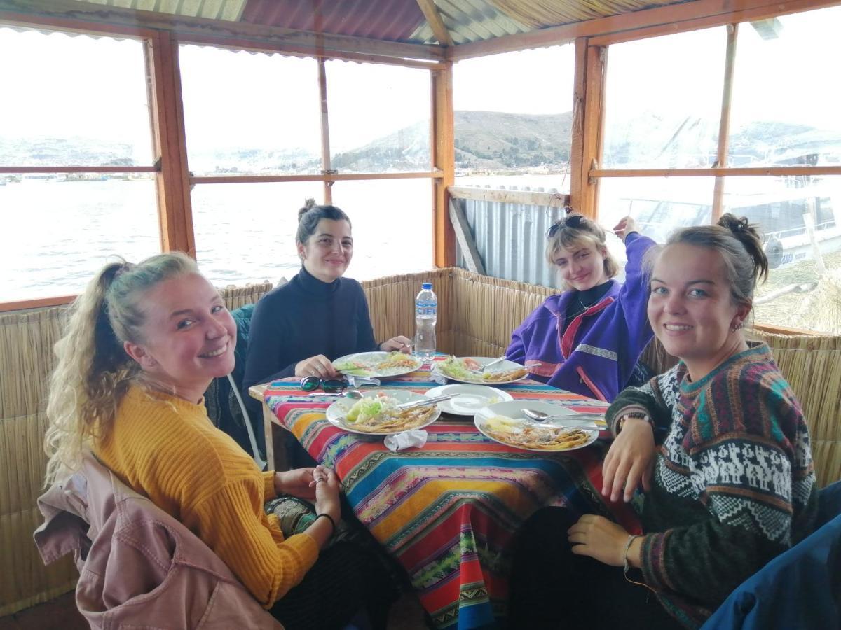 Urosfood & Titiqaqa Lodge Εξωτερικό φωτογραφία